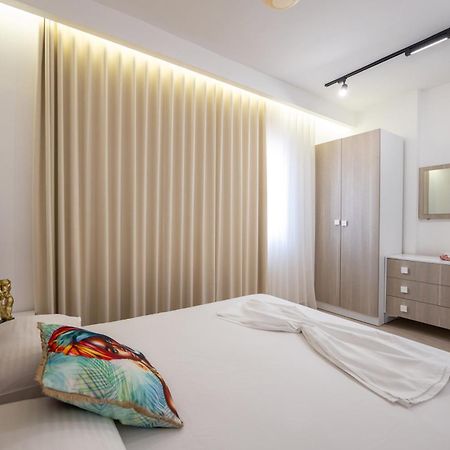 Al Mare Rooms Sarandë 외부 사진