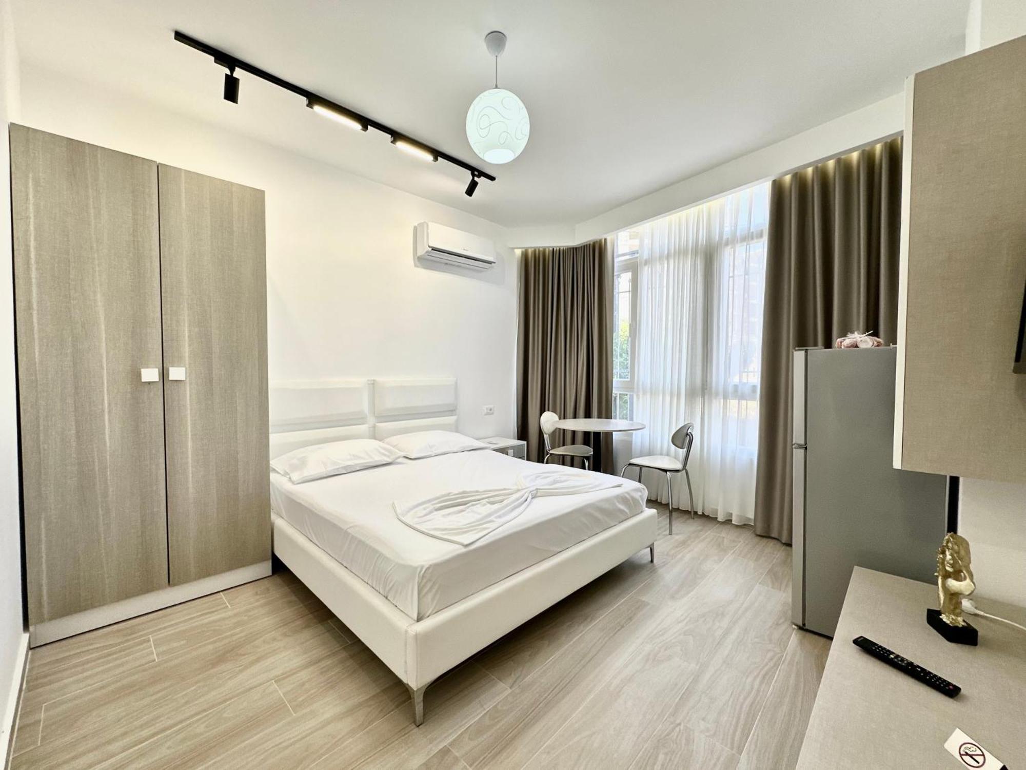 Al Mare Rooms Sarandë 외부 사진