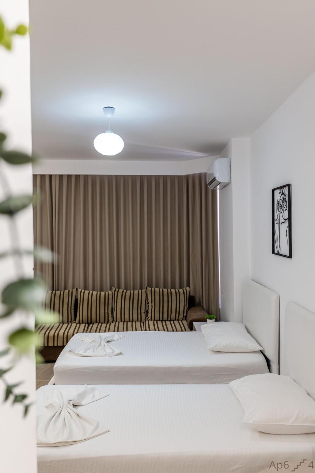 Al Mare Rooms Sarandë 외부 사진
